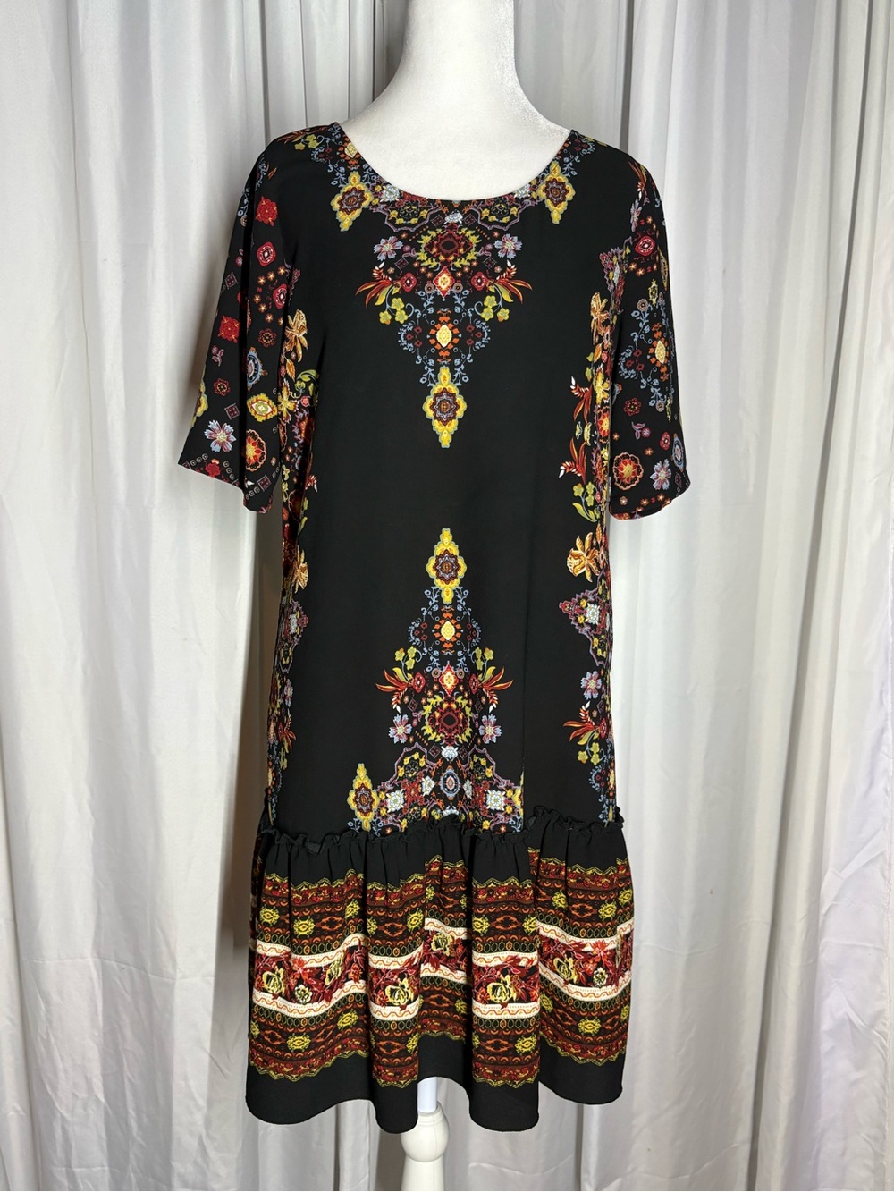 Xhilaration Dress Womens Shift Pullover Boho Floral Ruffle Hem Multicolor M
